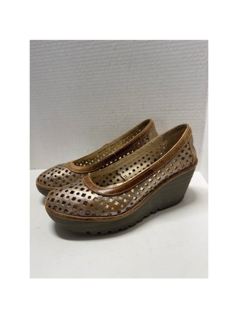 Fly London Yasi Perforated Metallic Bronze Leather Wedge Pumps Size 37 7